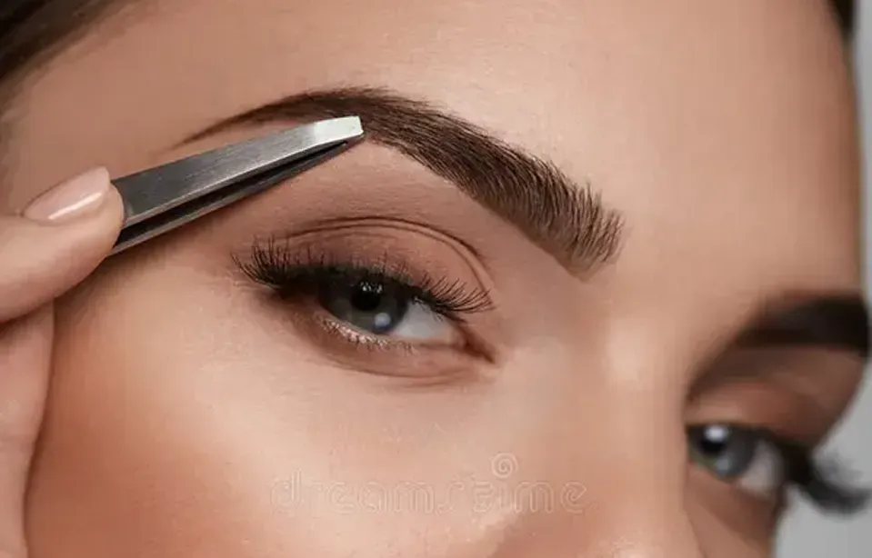Plucking thick eyebrows